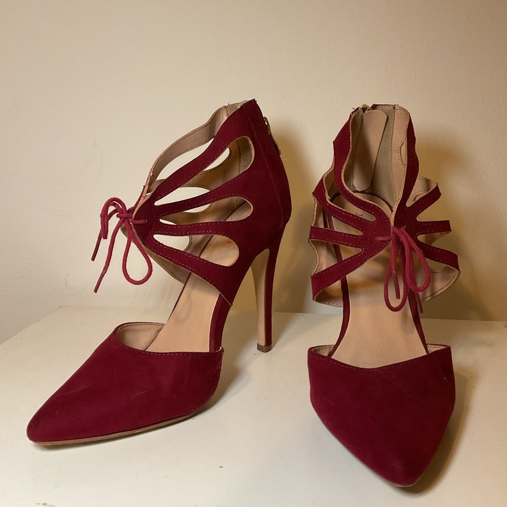 Sexy burgundy heels